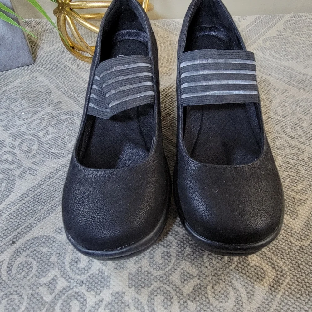 Women's Black Mary Jane Wedge Shoes with Elastic Strap Size 7.5